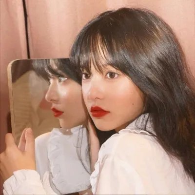 蒙面纱的男子
